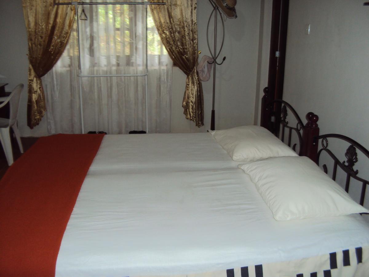 Araliya Home Stay Kandy Exterior photo