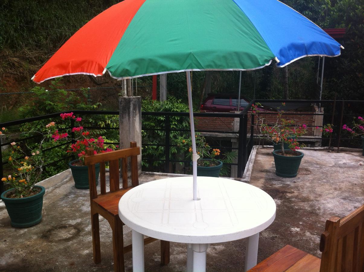 Araliya Home Stay Kandy Exterior photo