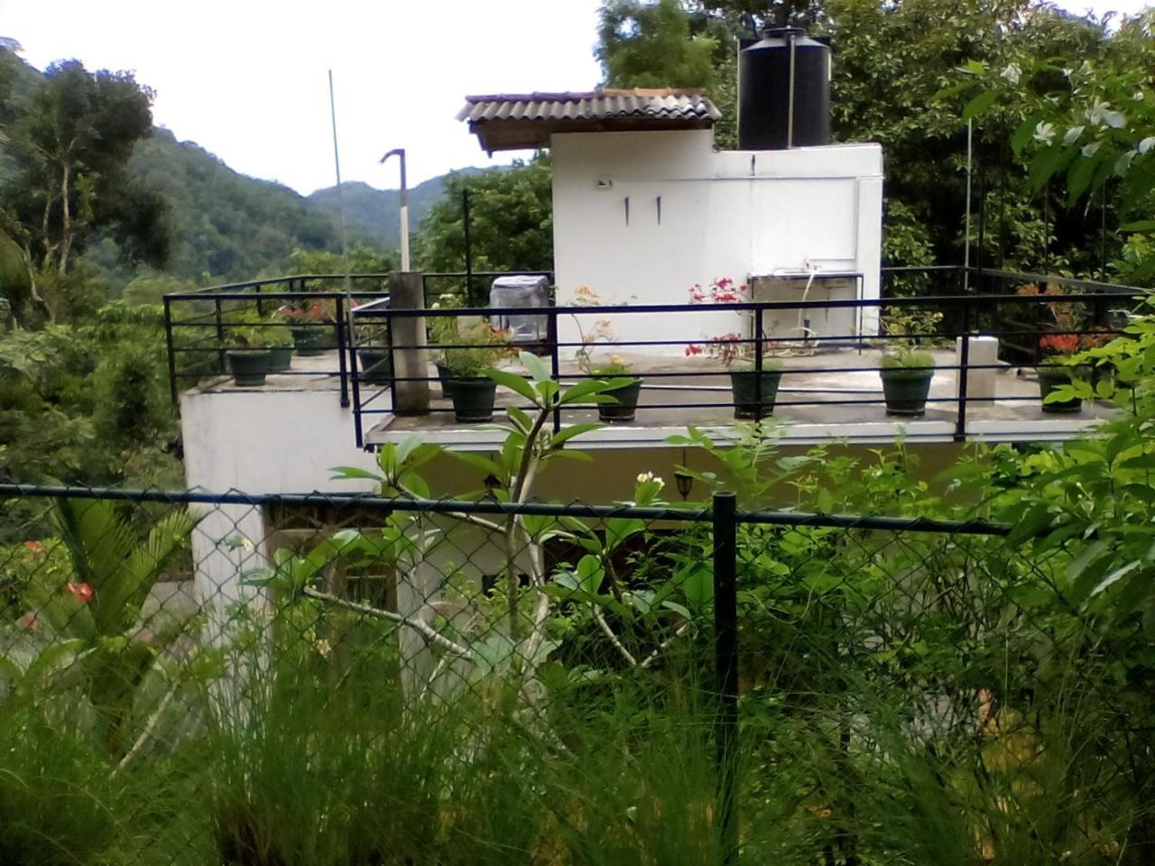 Araliya Home Stay Kandy Exterior photo